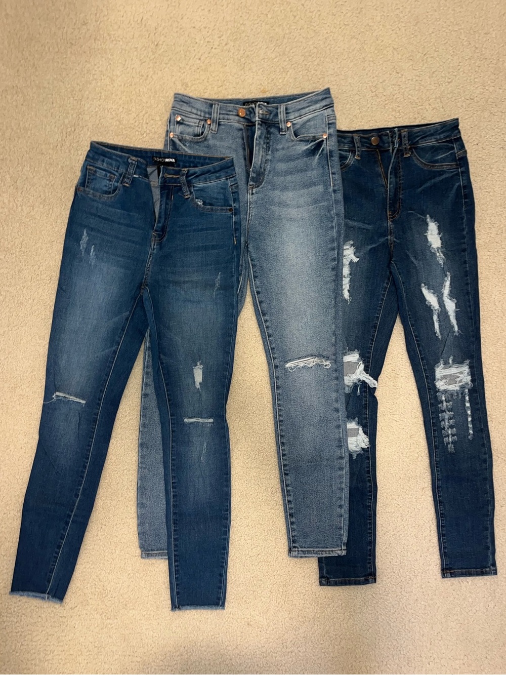 ✨BUNDLE of 3 Distressed High Waisted Skinny Jeans Size 3 EUC